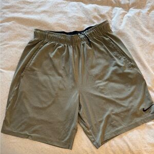 Nike Men's Gray Dri-fit Athletic Shorts